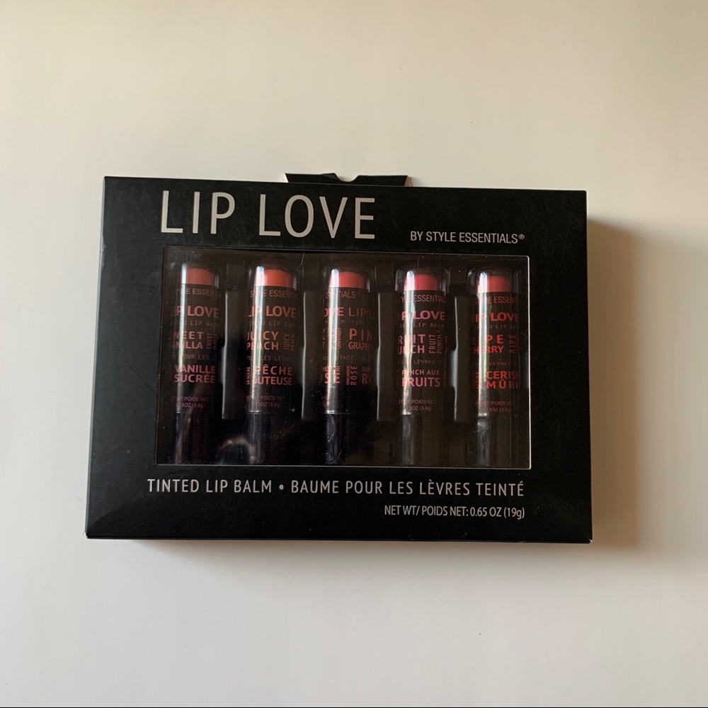 NWT Style Essentials tinted lip balm